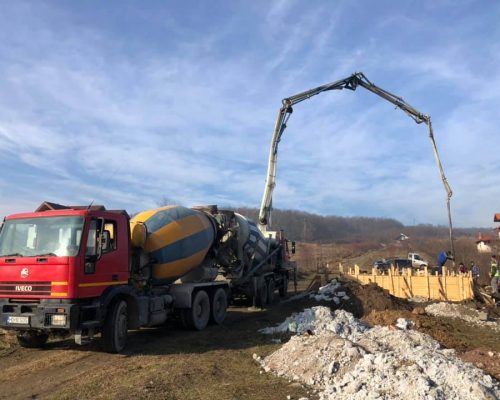 Turnare beton planseu