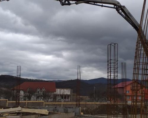 Turnare beton fundatie